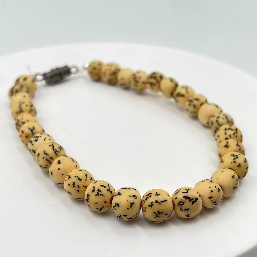 Vintage Boho Cream Bodhi Seed Beaded Strand Bracelet Earthy Hippie Y2K Classic